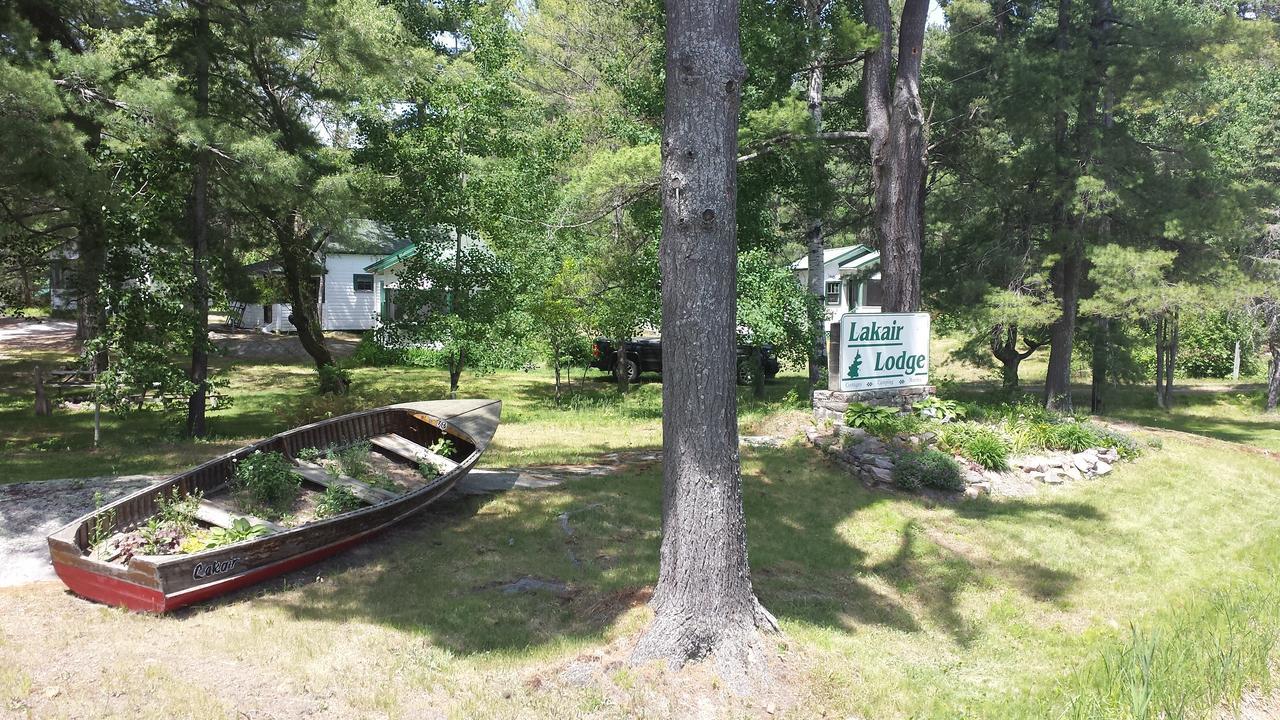 Lodge Lakair