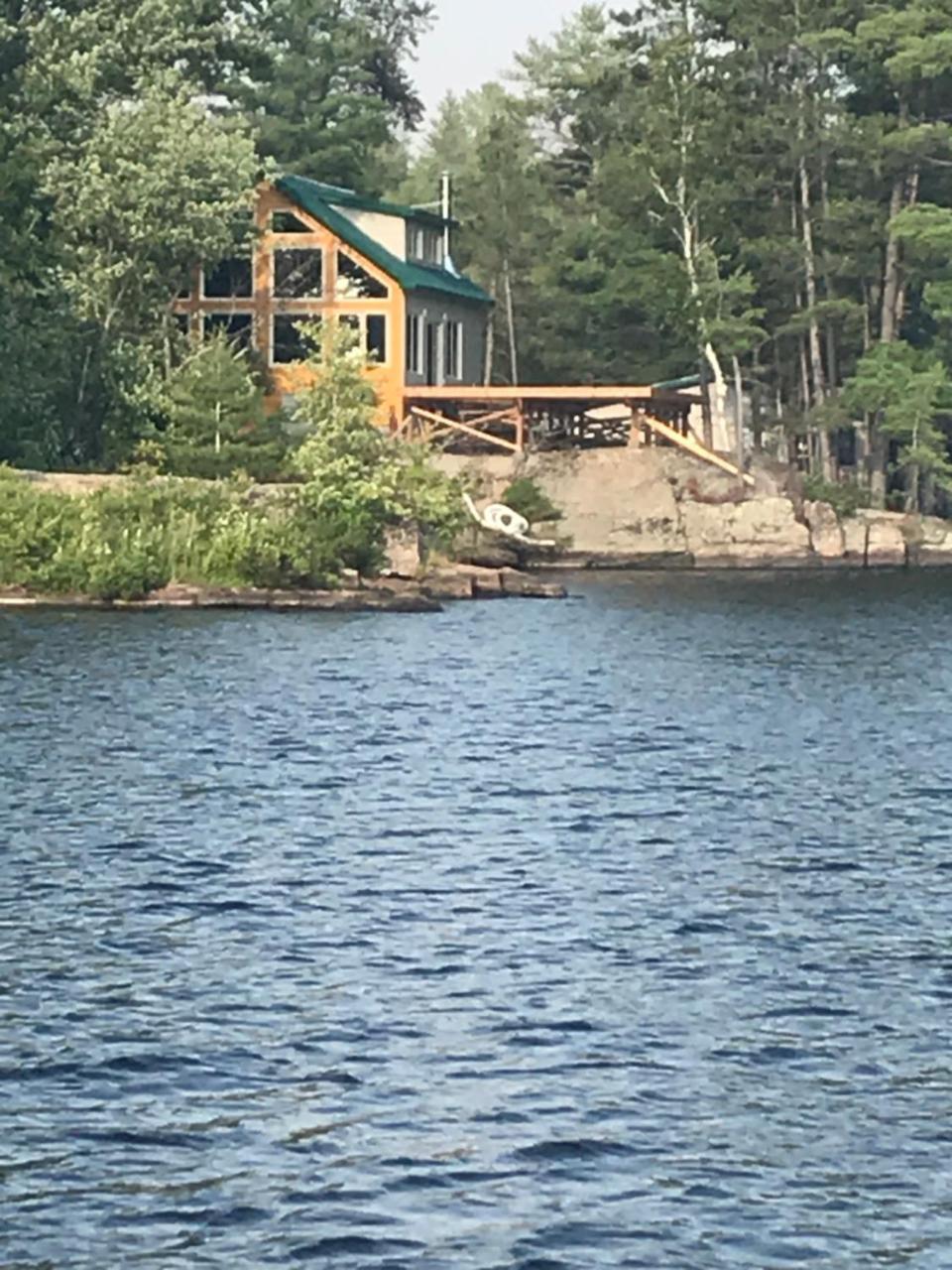 Lodge Lakair Sudbury